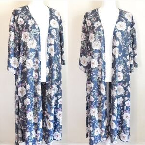 Smell the Roses, Size M/L, Floral Kimono in Blue and Pink